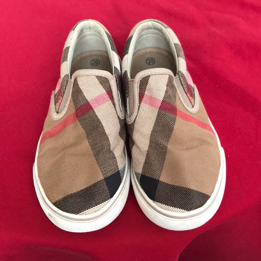Unisex Burberry Slip Ons